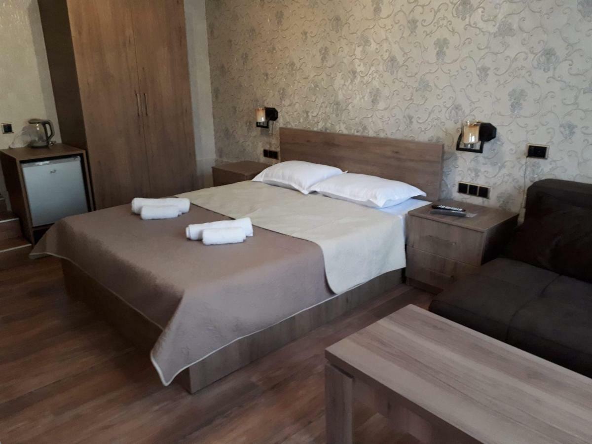 博尔若米 House Lia酒店 外观 照片